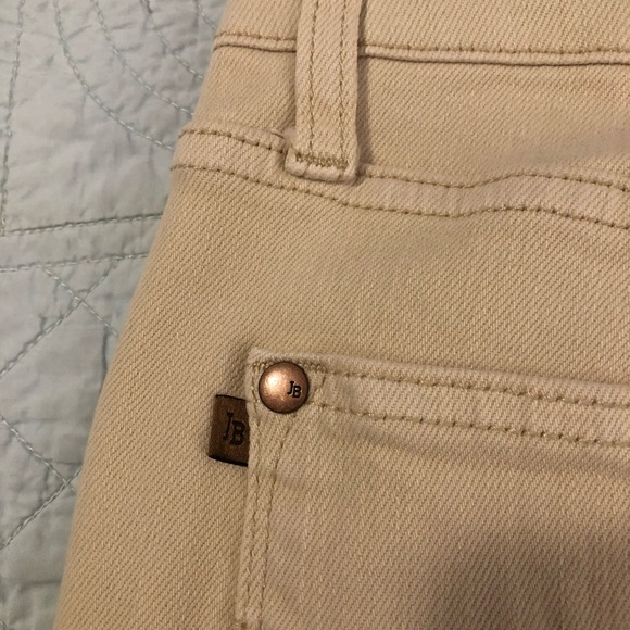 Judy Blue wide leg cropped jeans. Size 29. - Picture 3 of 11